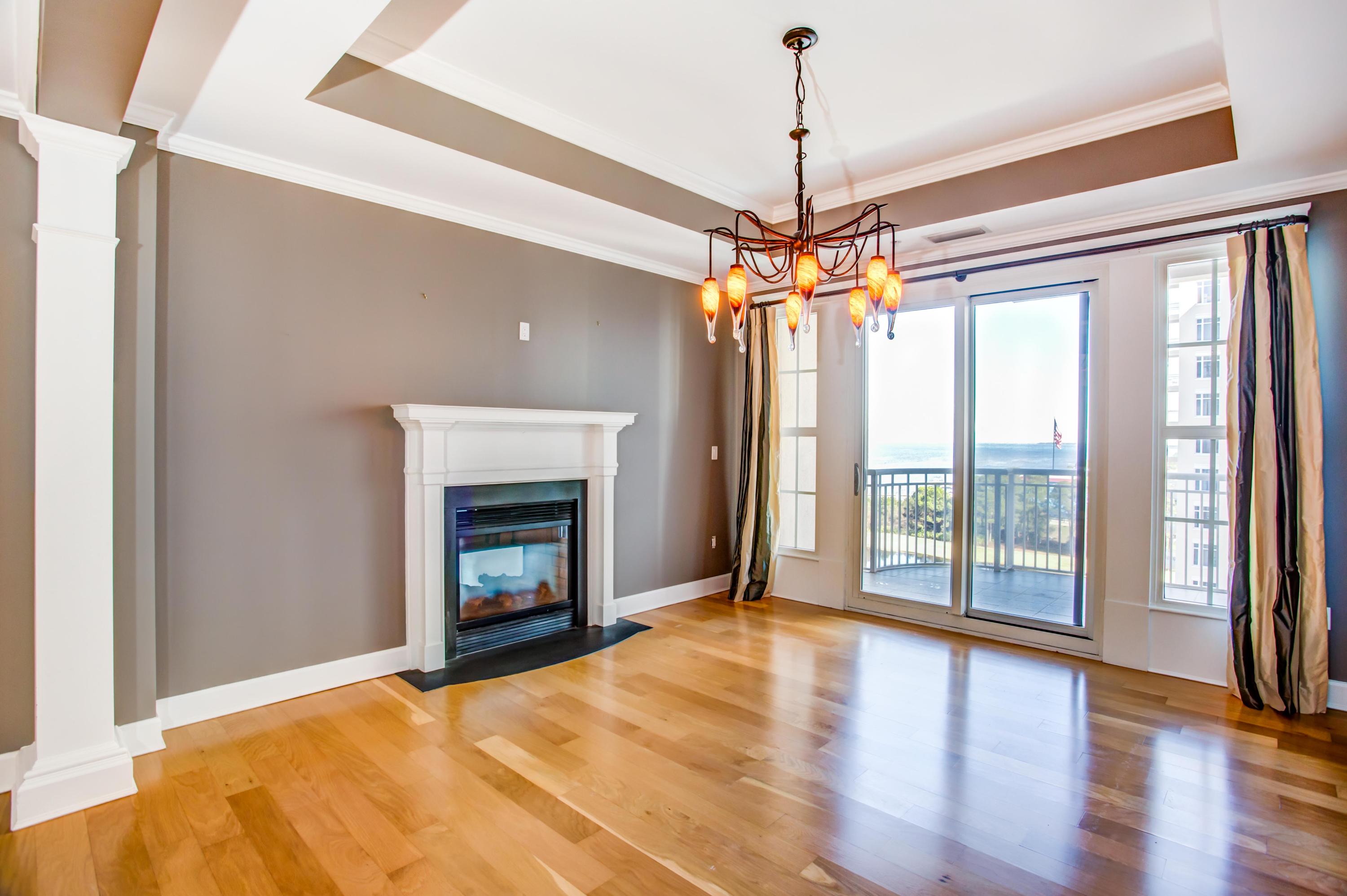 ONE WATER PLACE - Residential