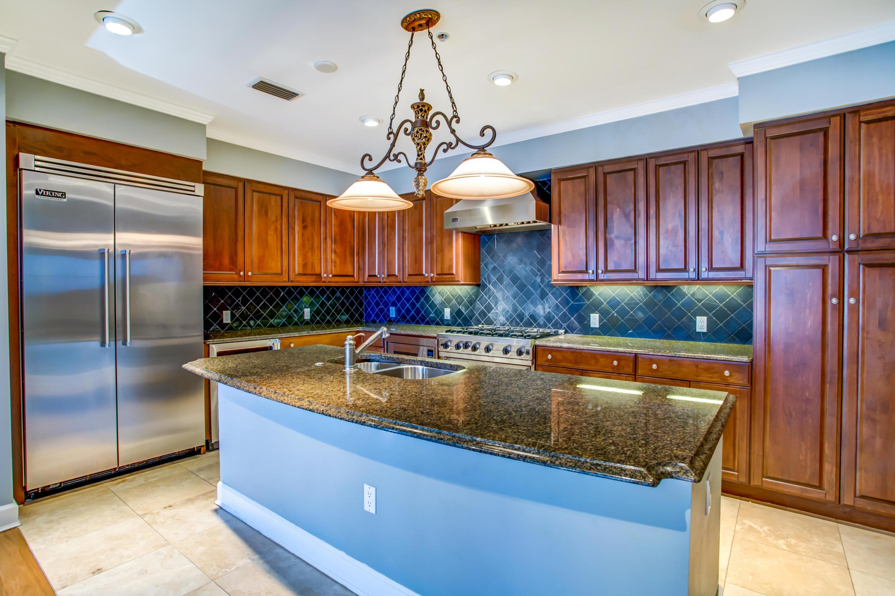 ONE WATER PLACE - Residential