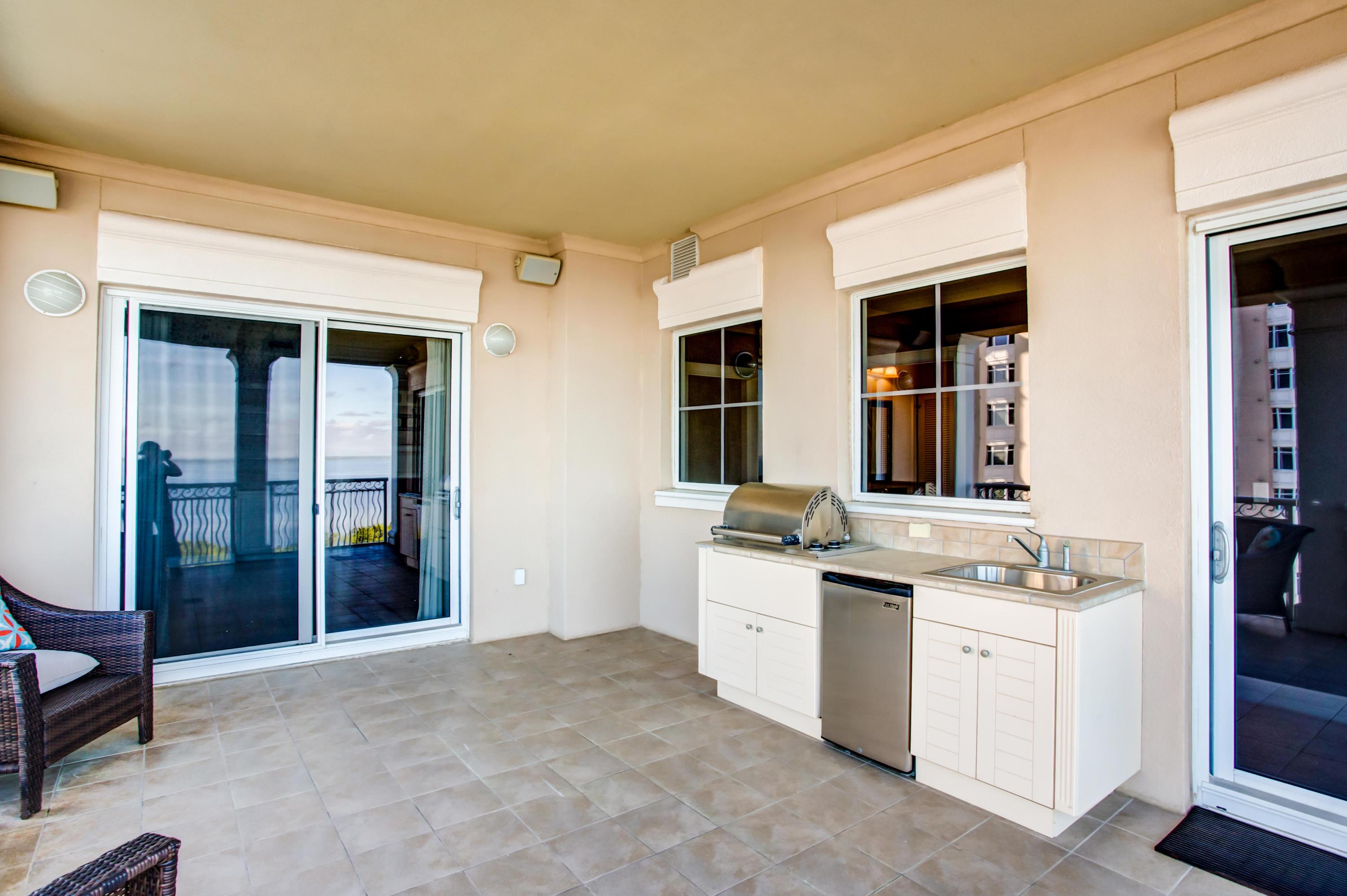 ONE WATER PLACE - Residential