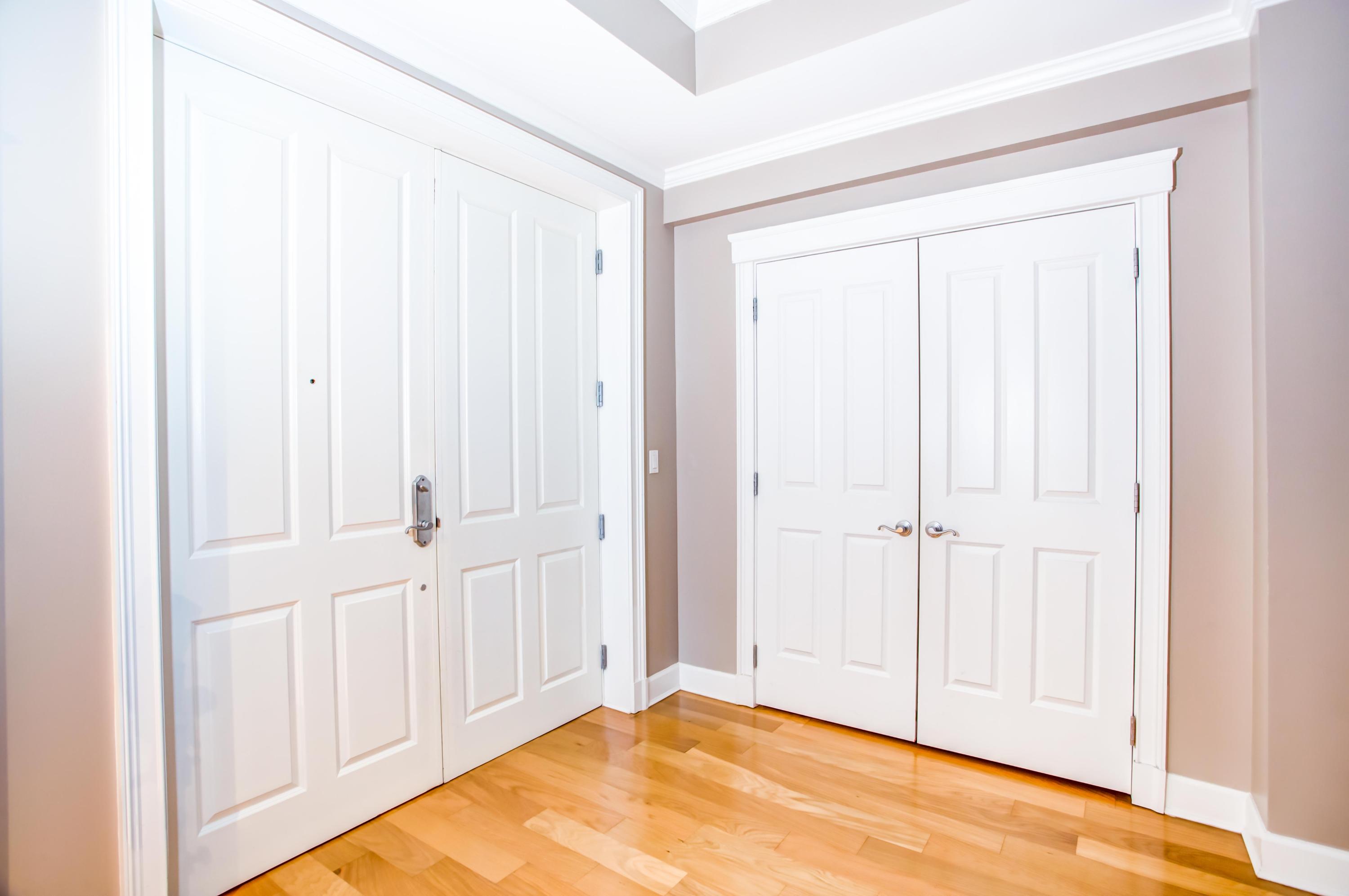 ONE WATER PLACE - Residential