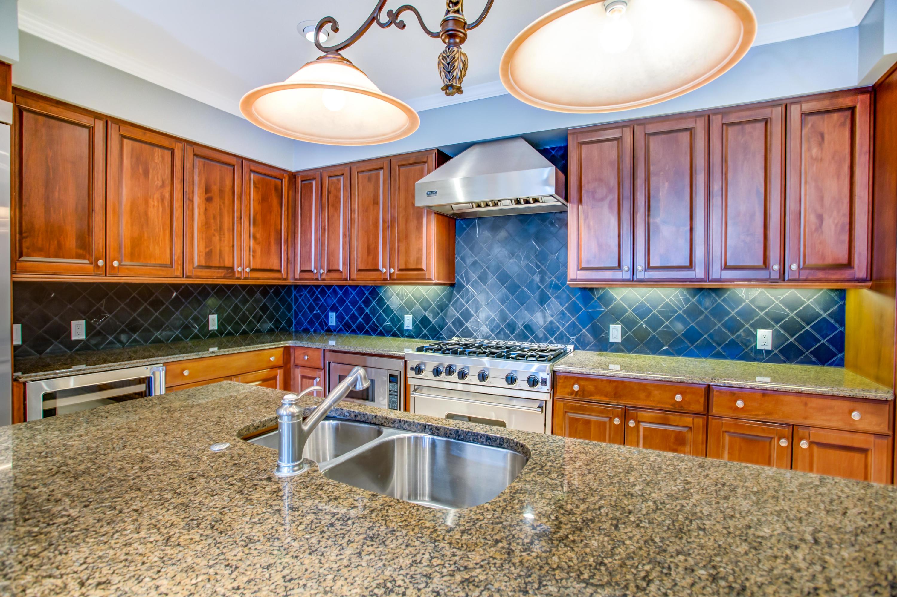 ONE WATER PLACE - Residential