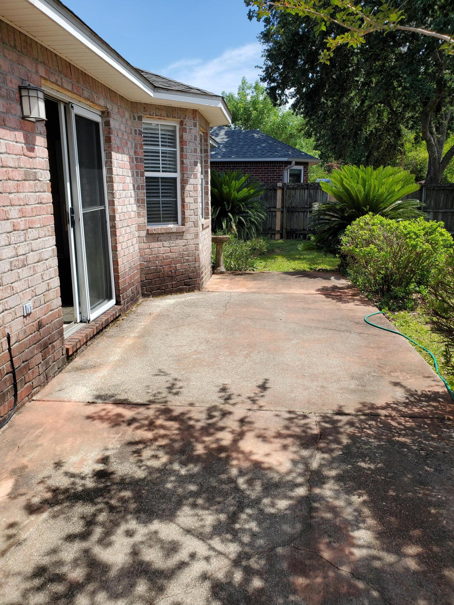 HIDDEN ESTATES - Residential