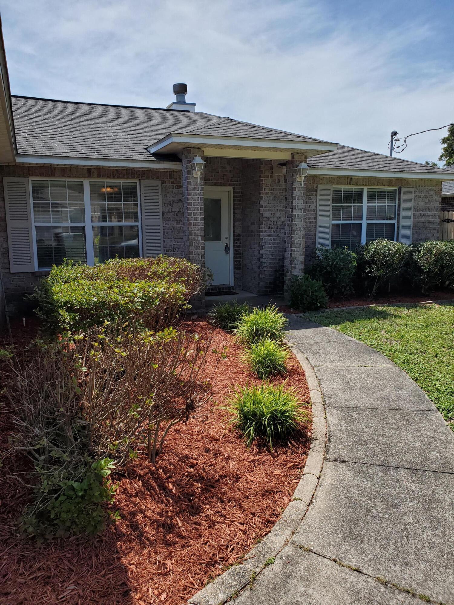 HIDDEN ESTATES - Residential