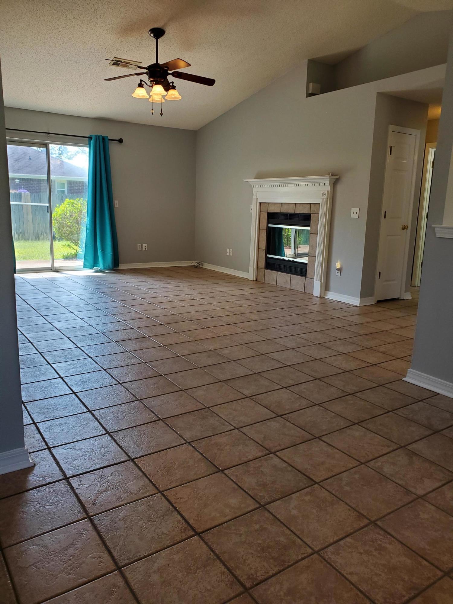 HIDDEN ESTATES - Residential