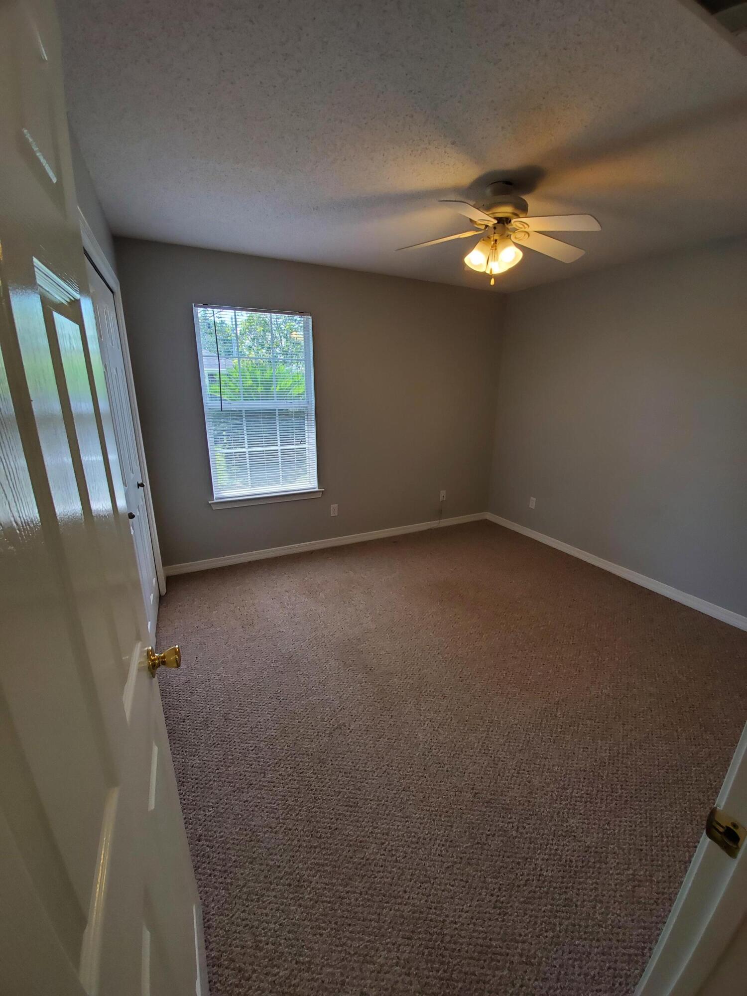 HIDDEN ESTATES - Residential