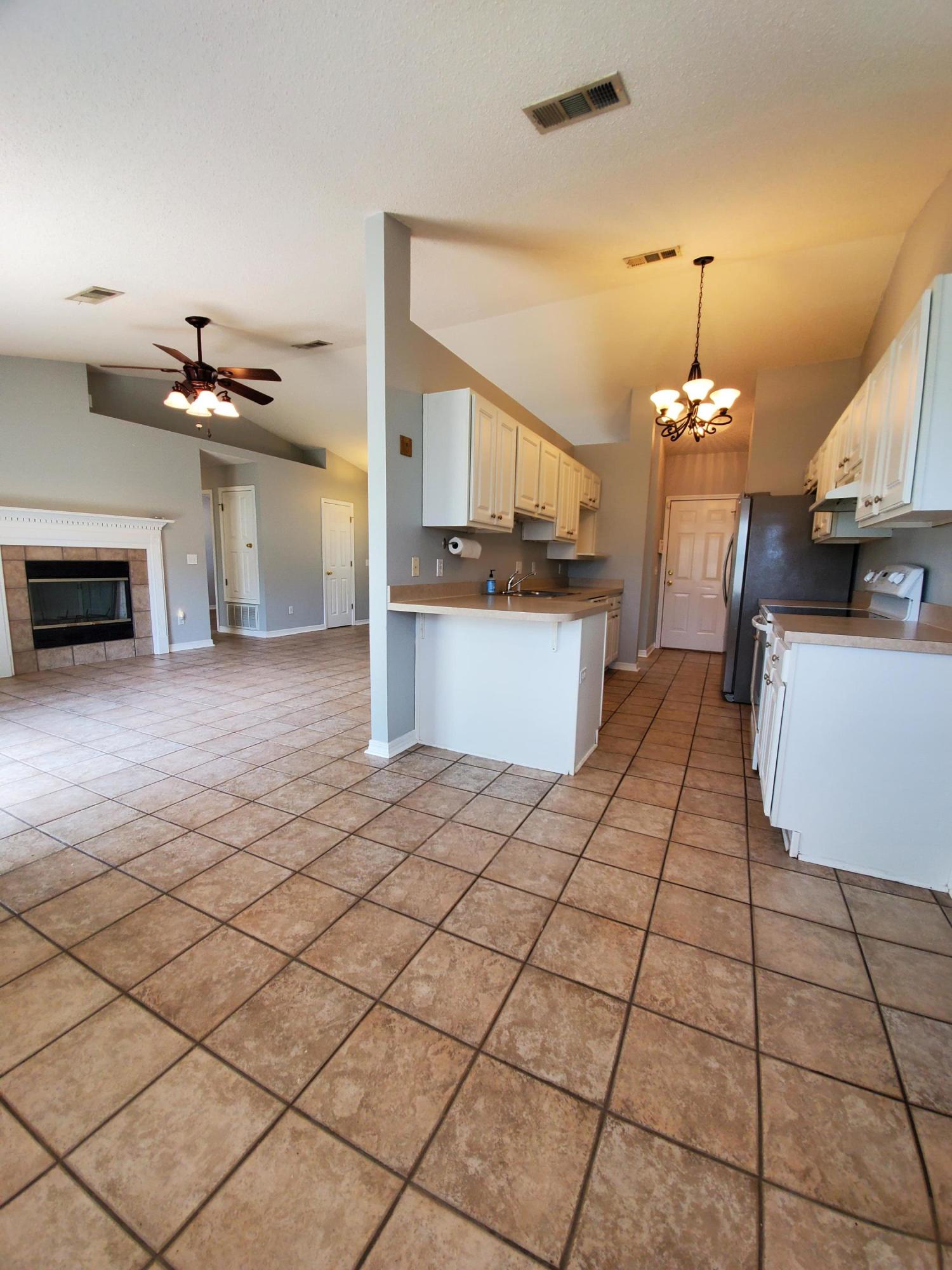 HIDDEN ESTATES - Residential