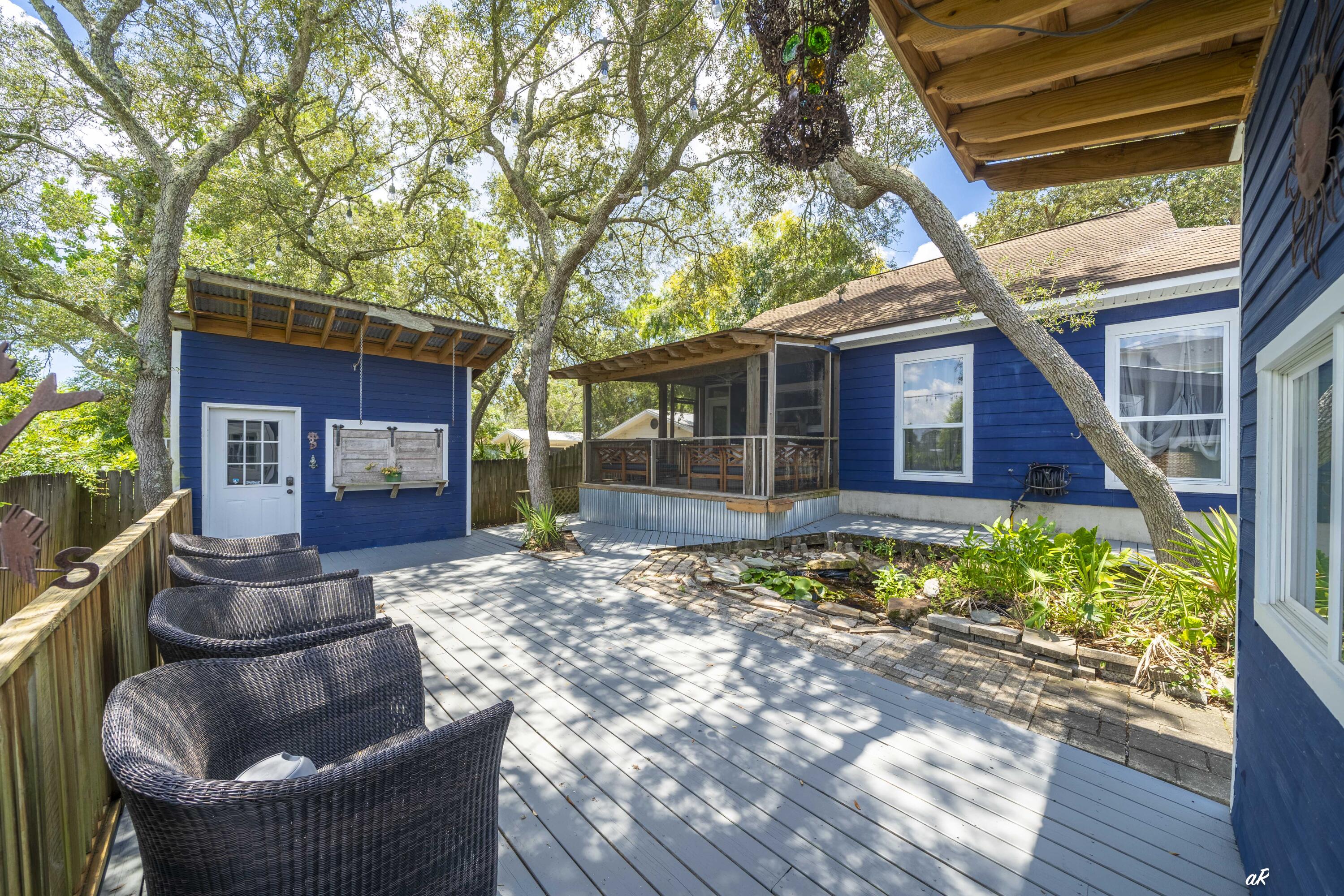 RIVIERA BEACH - Residential