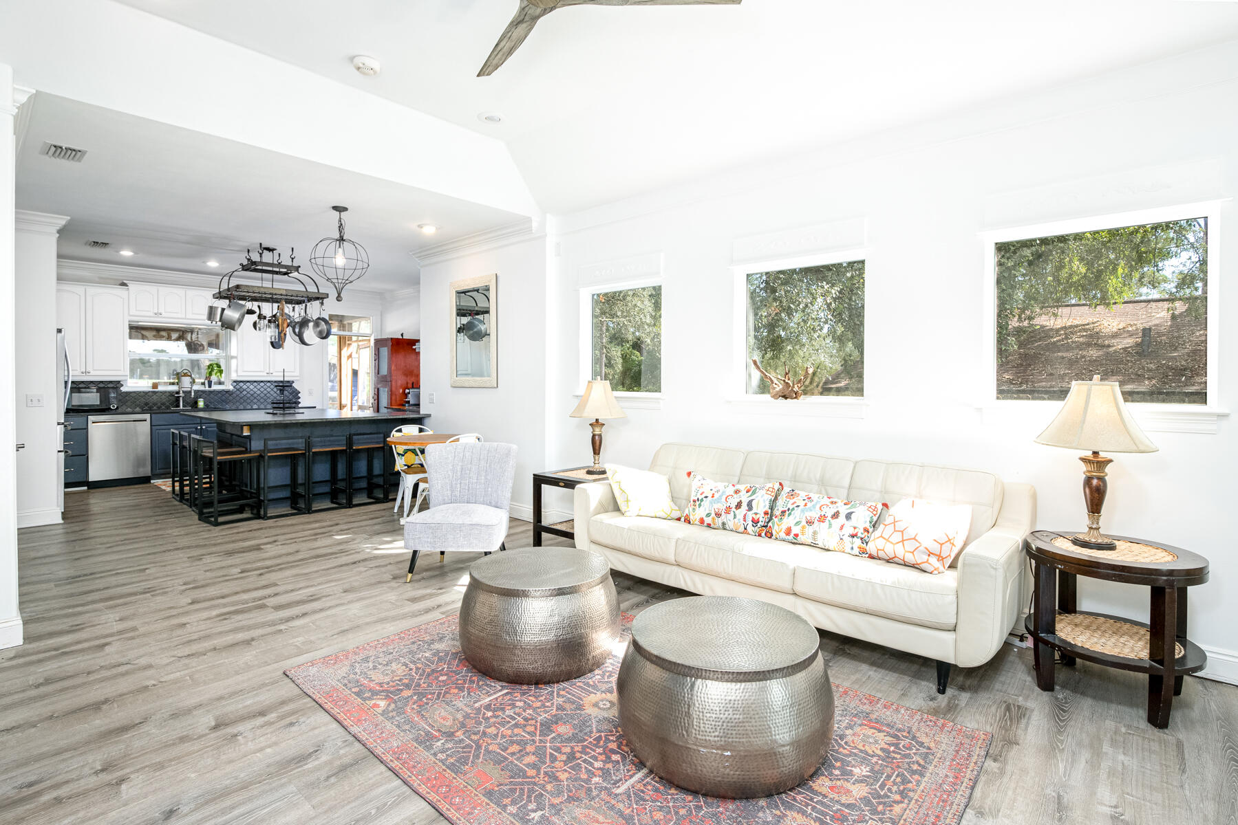 RIVIERA BEACH - Residential
