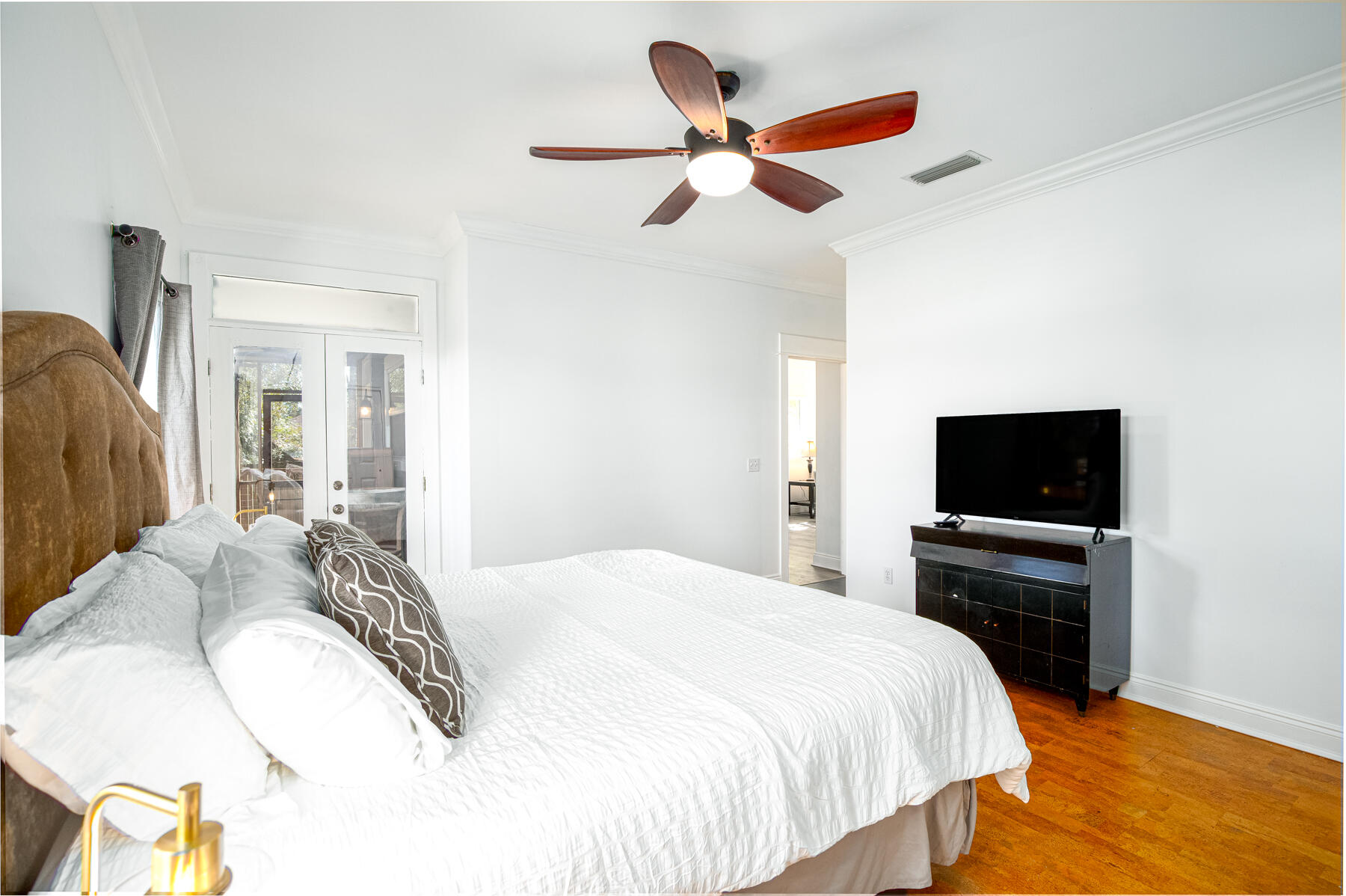 RIVIERA BEACH - Residential