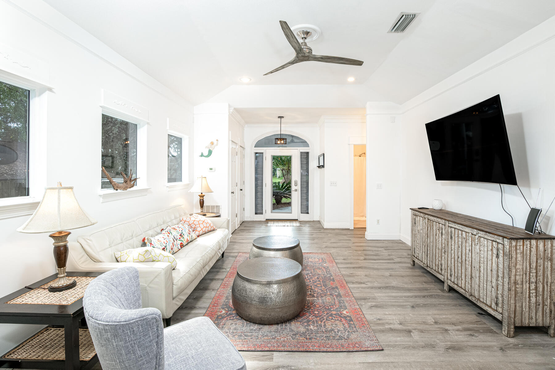 RIVIERA BEACH - Residential