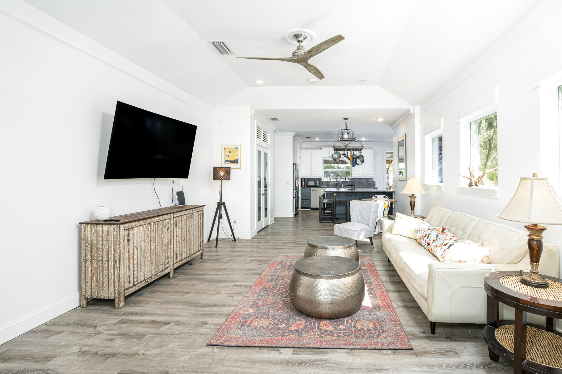 RIVIERA BEACH - Residential