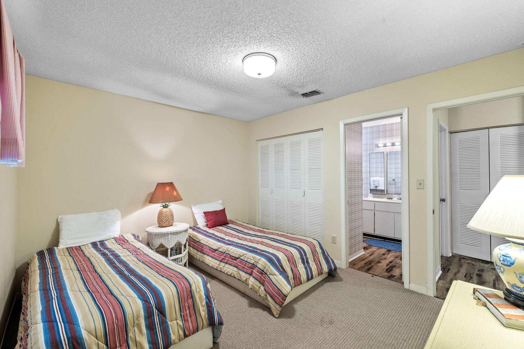 BAYOU VILLAGE CONDO PH 2 - Residential