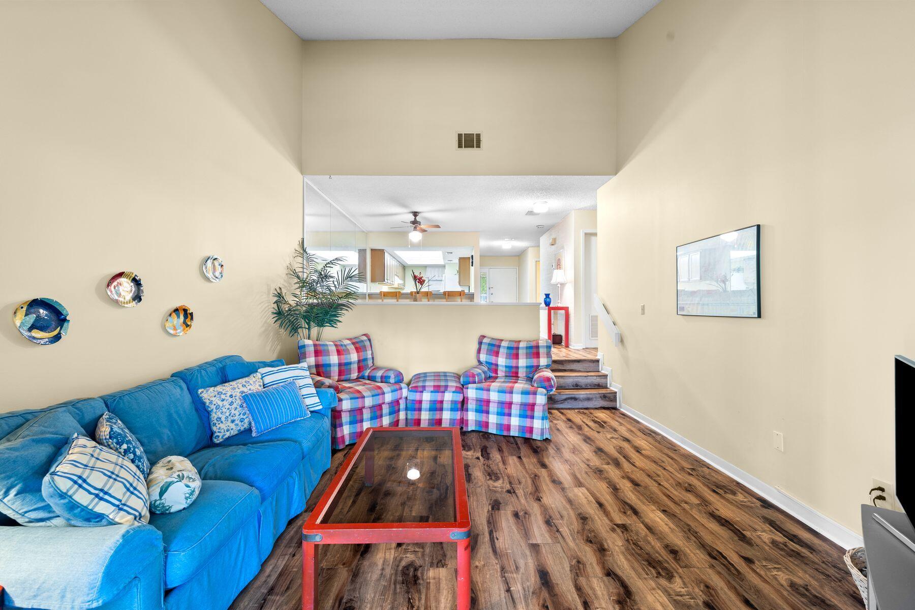 BAYOU VILLAGE CONDO PH 2 - Residential