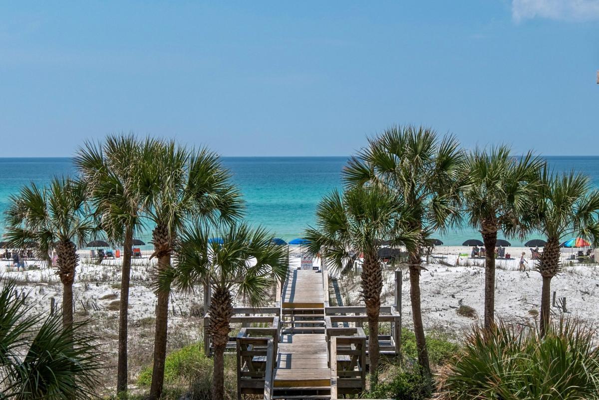 BREAKERS OF FWB PH 1 - Residential