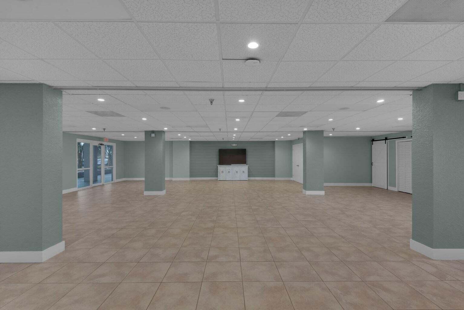 BREAKERS OF FWB PH 1 - Residential