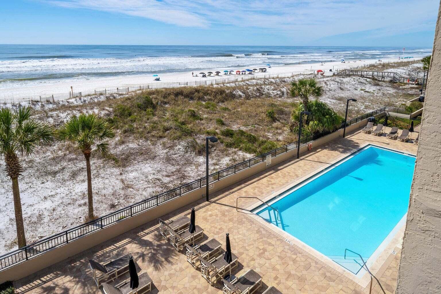 BREAKERS OF FWB PH 1 - Residential