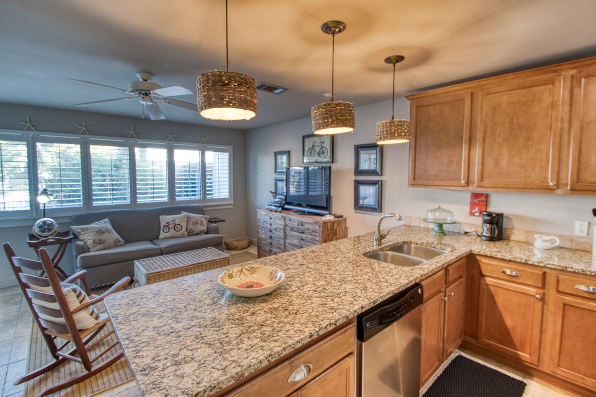 HIDDEN BEACH VILLAS CONDO - Residential