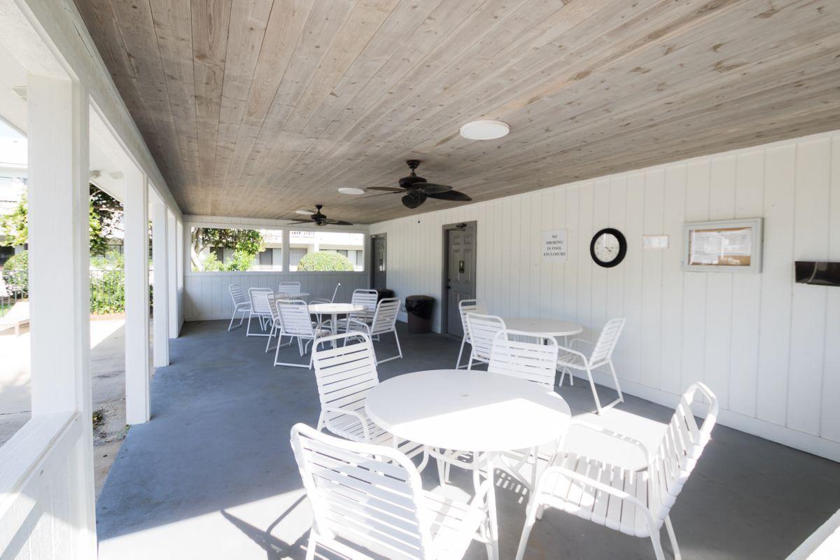 HIDDEN BEACH VILLAS CONDO - Residential