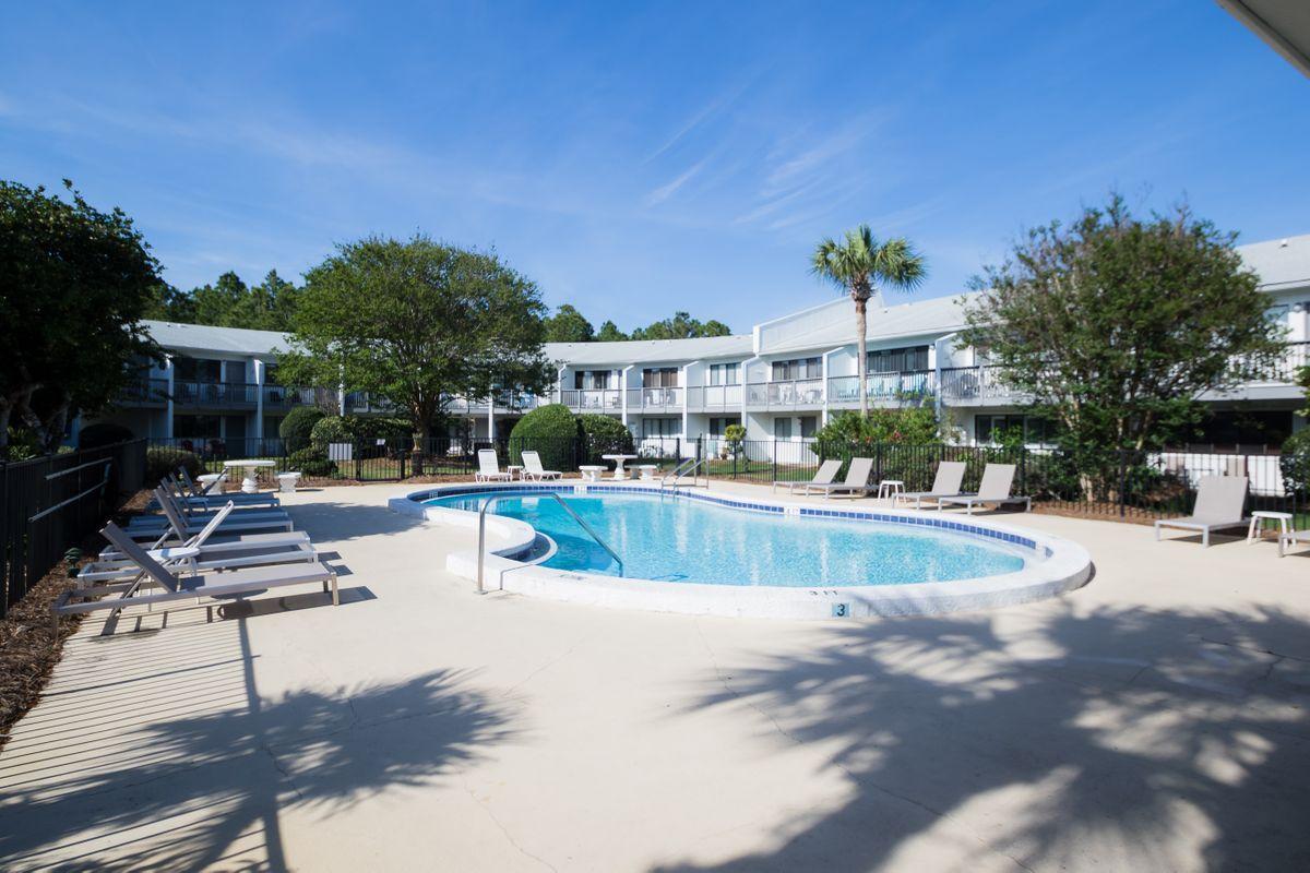 HIDDEN BEACH VILLAS CONDO - Residential