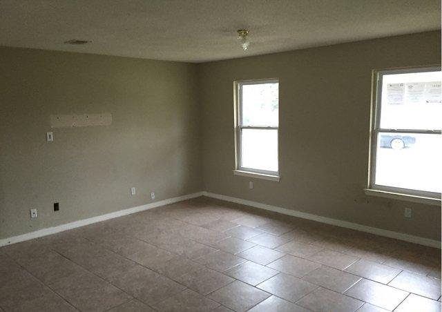 HARBOUR SQUARE - Residential