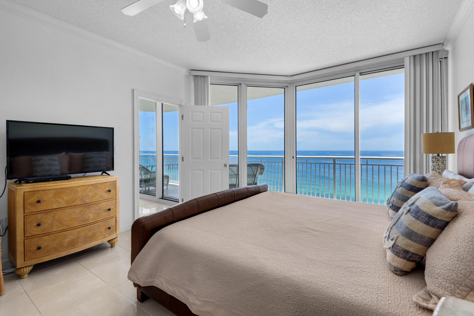 PEARL OF NAVARRE (THE) - Residential