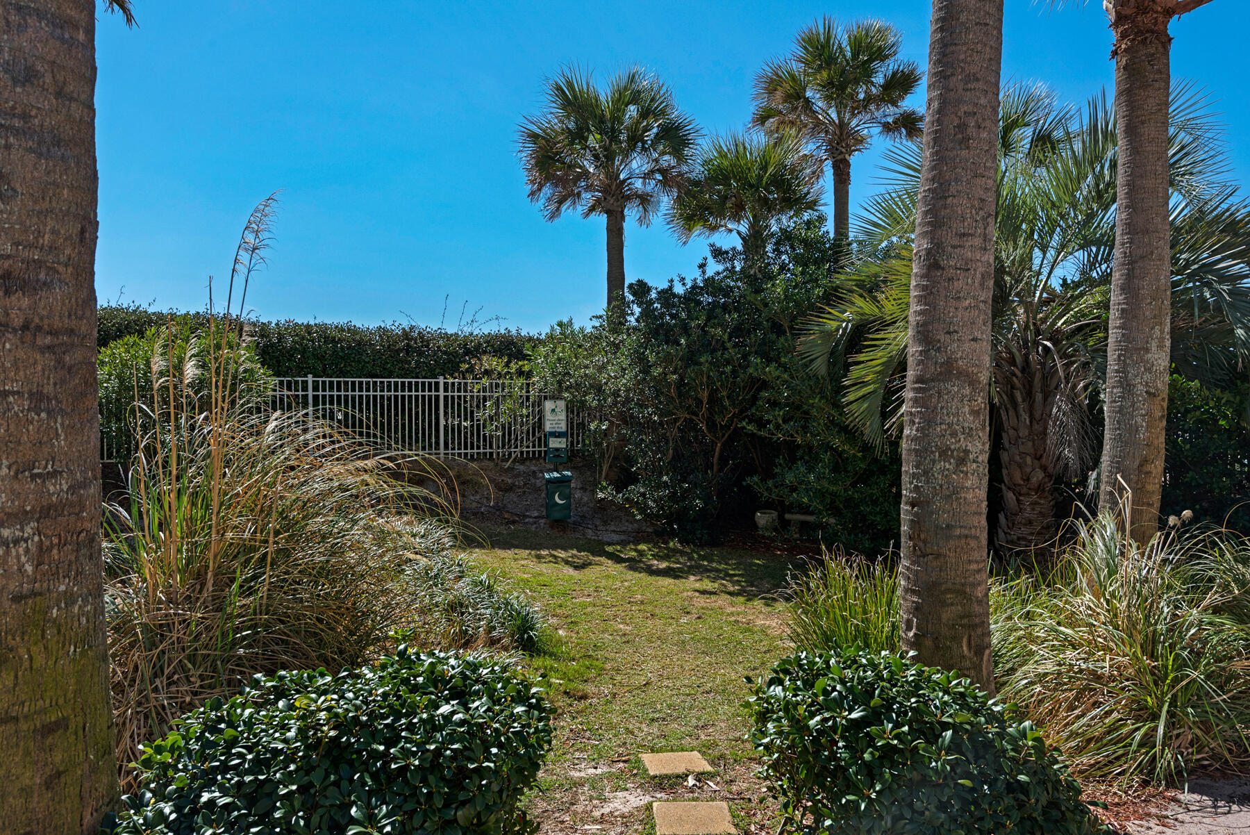 PEARL OF NAVARRE (THE) - Residential