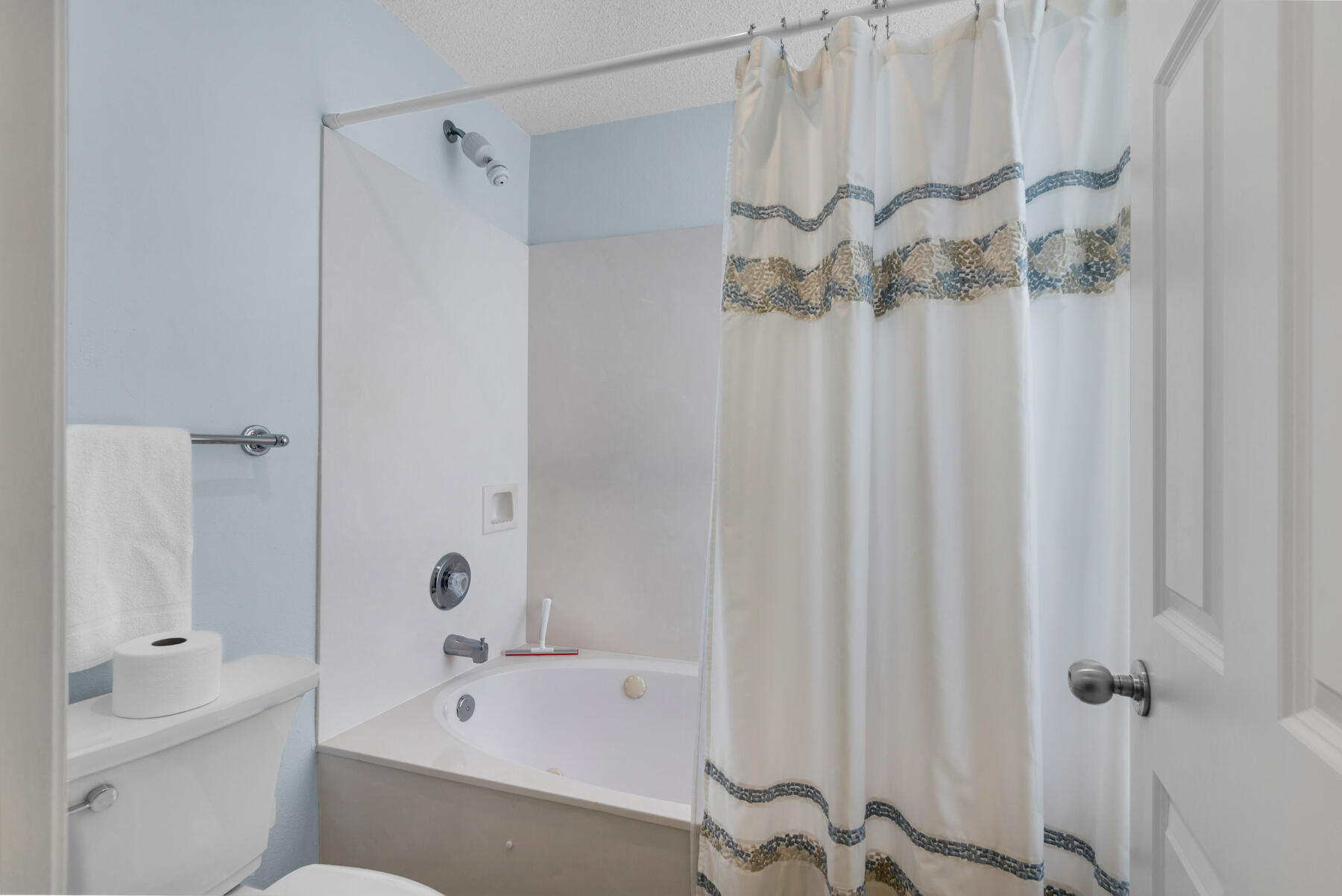 PEARL OF NAVARRE (THE) - Residential