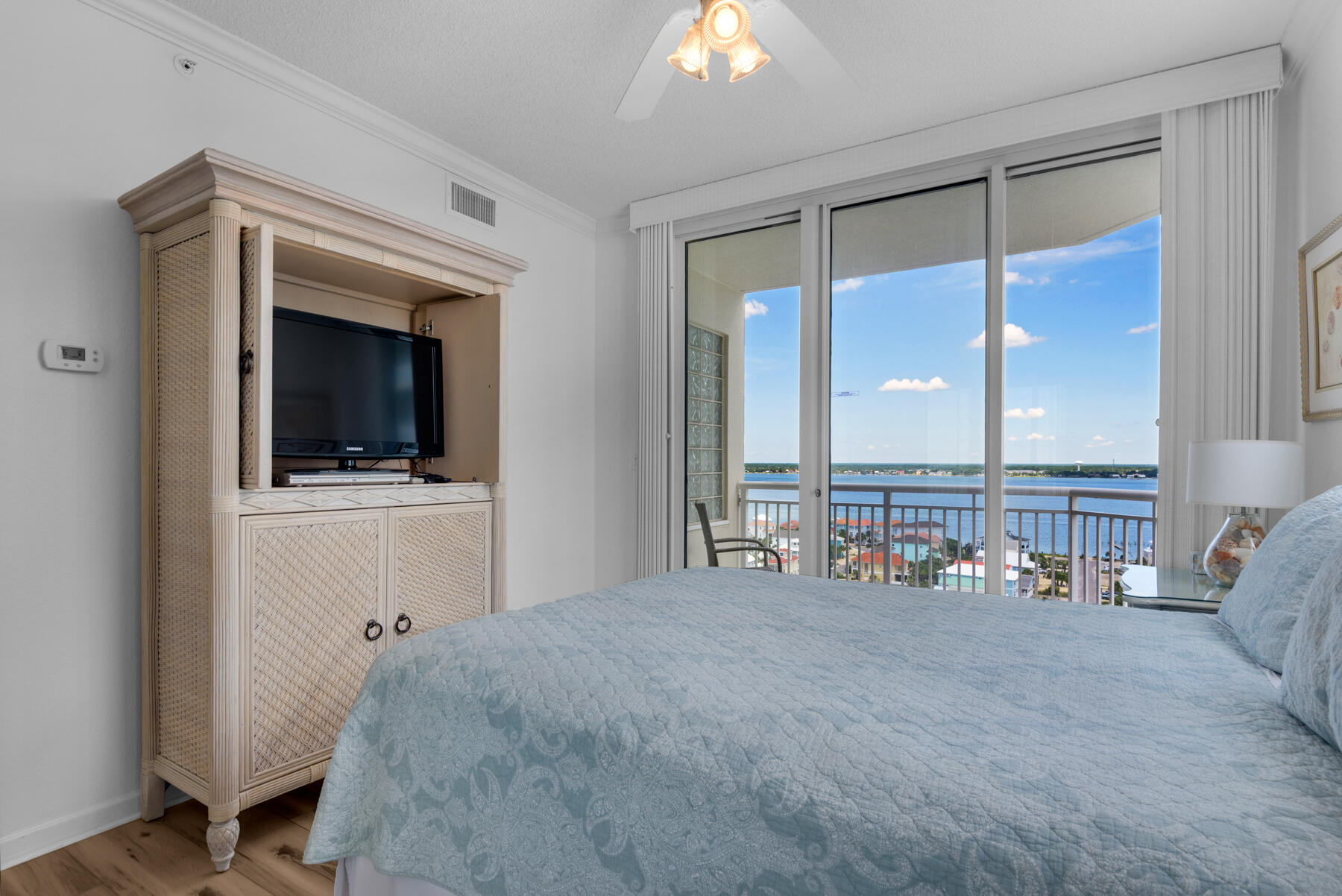 PEARL OF NAVARRE (THE) - Residential