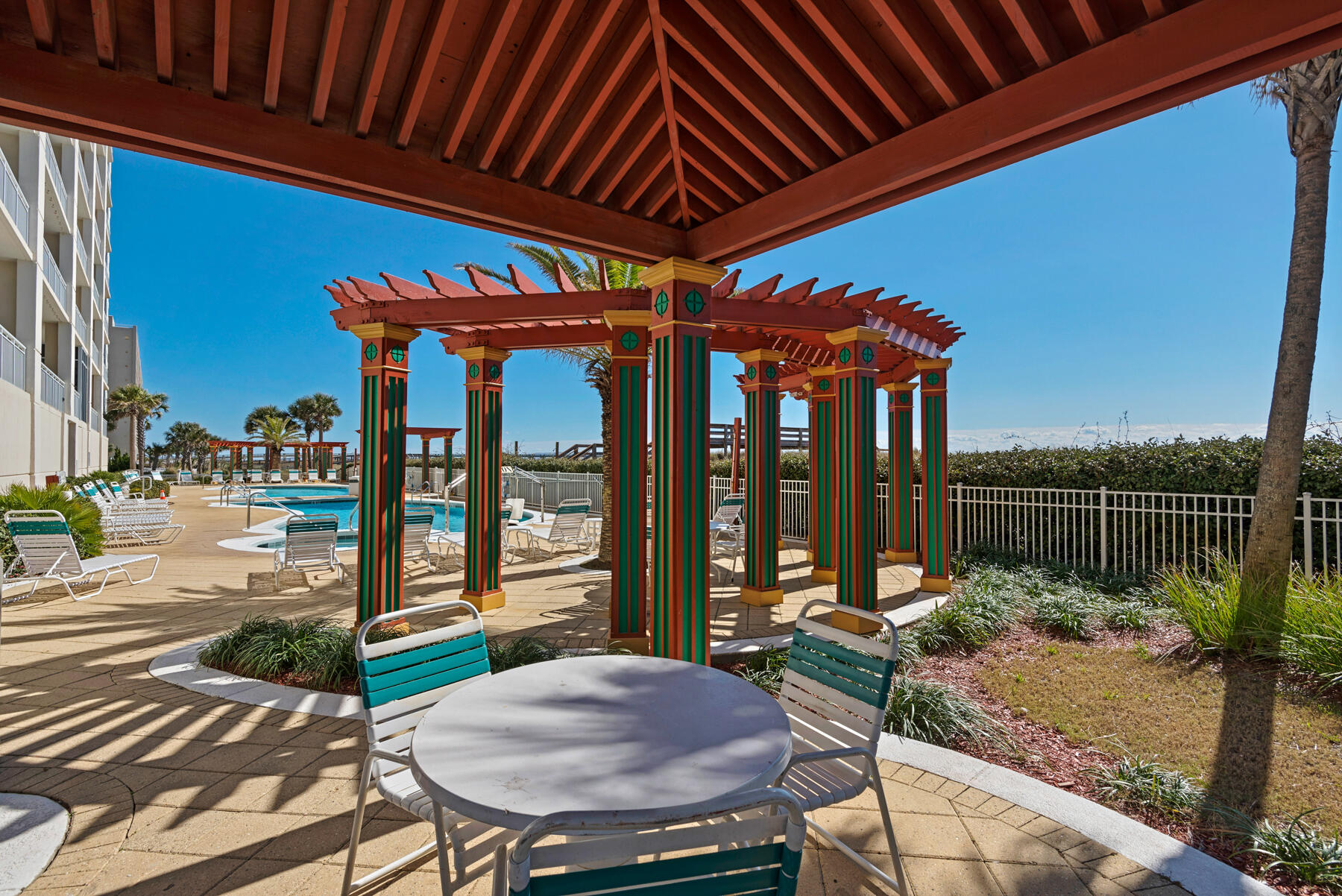 PEARL OF NAVARRE (THE) - Residential