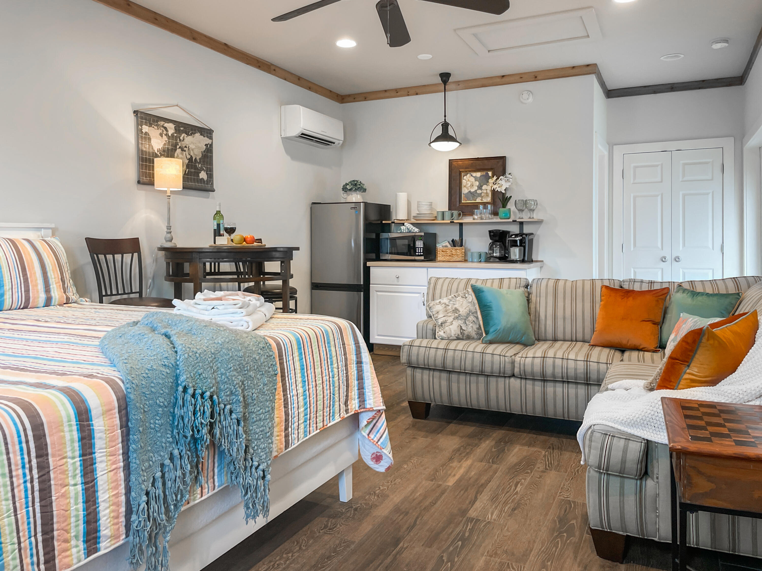 CRYSTAL BEACH - Residential