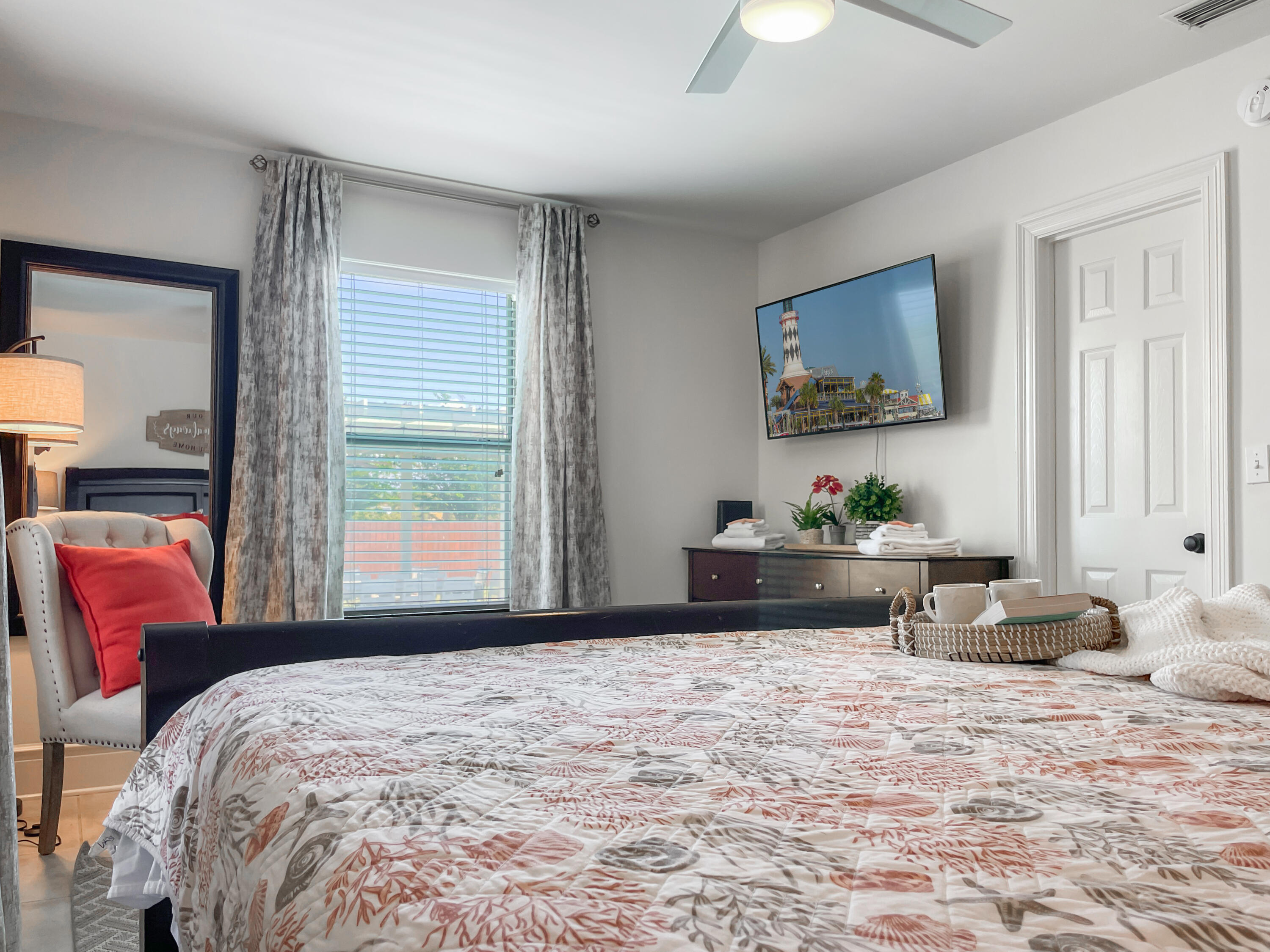 CRYSTAL BEACH - Residential