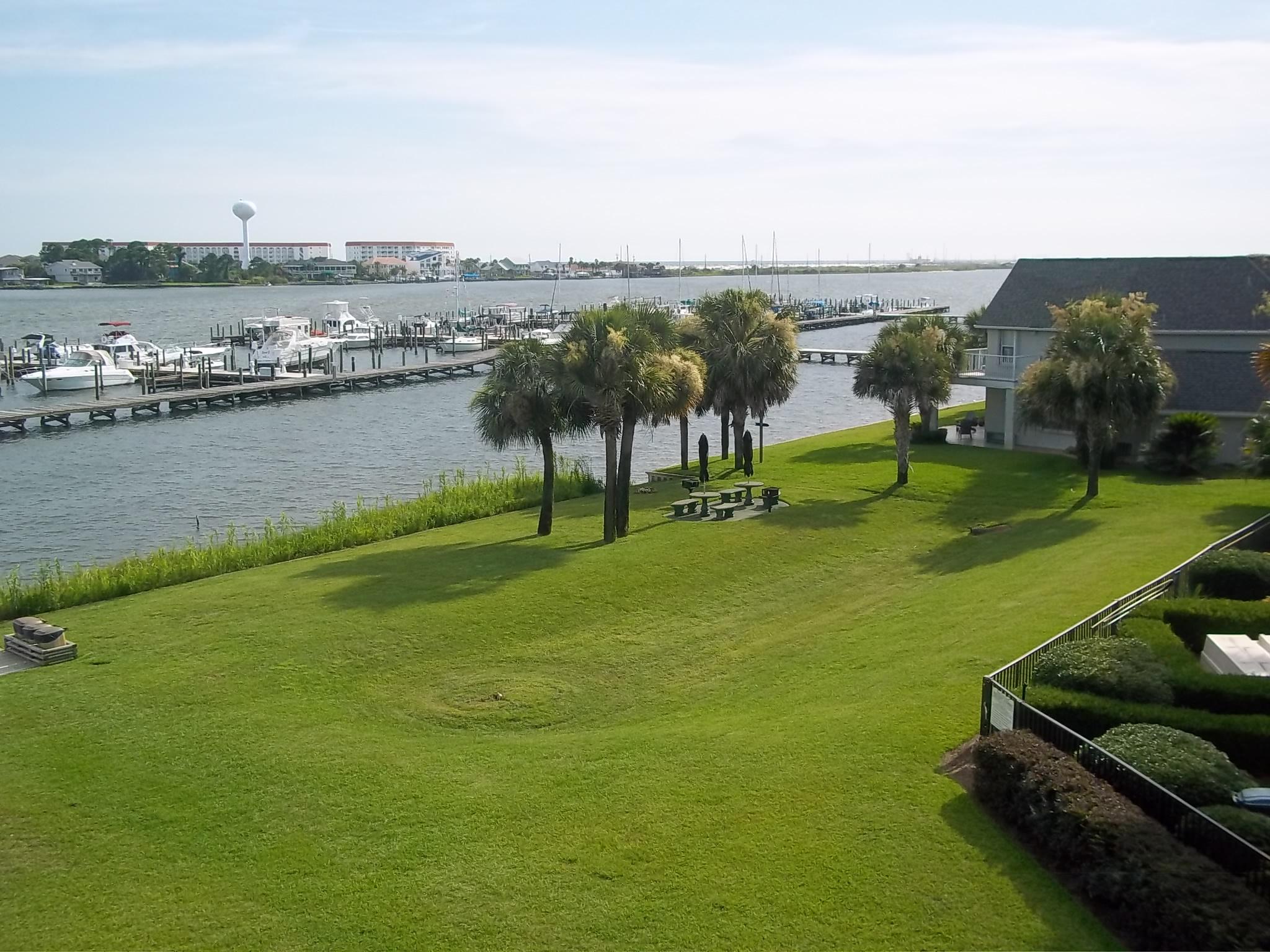 PIRATES BAY PH 1 - Residential