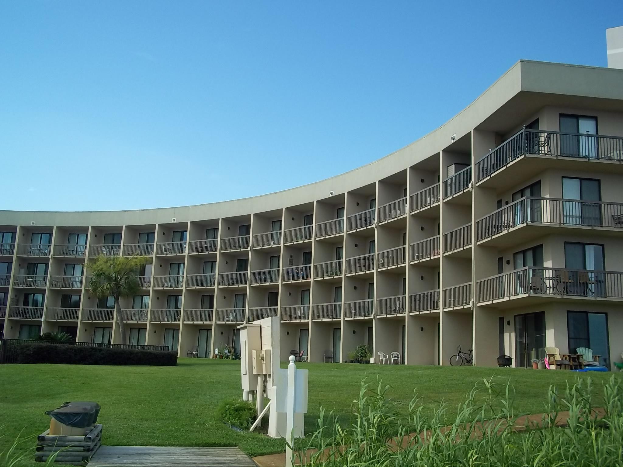 PIRATES BAY PH 1 - Residential