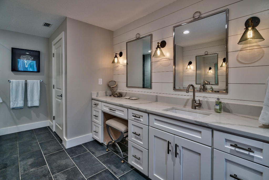 High Pointe - Residential