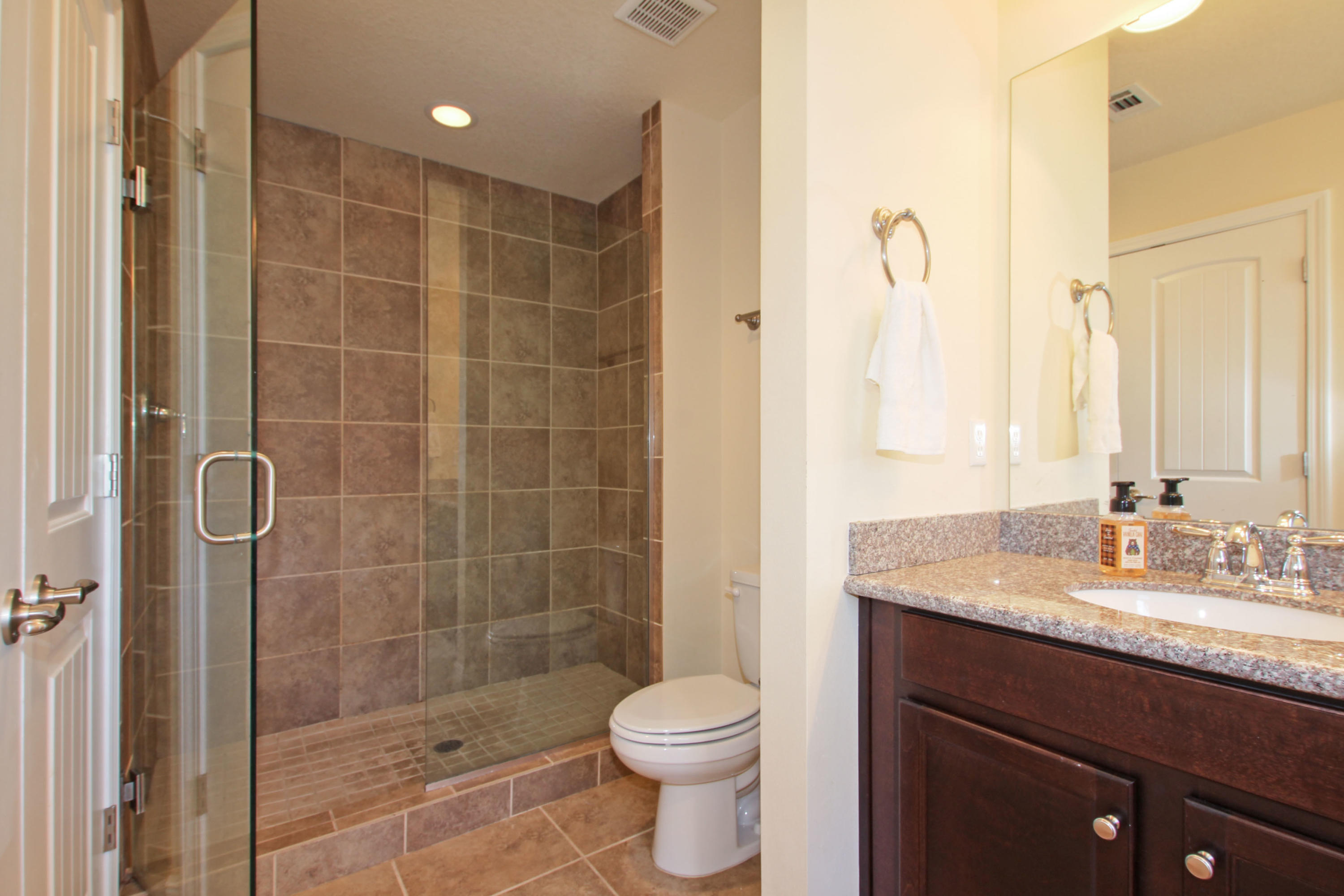 PINEWOOD PRESERVE - Residential