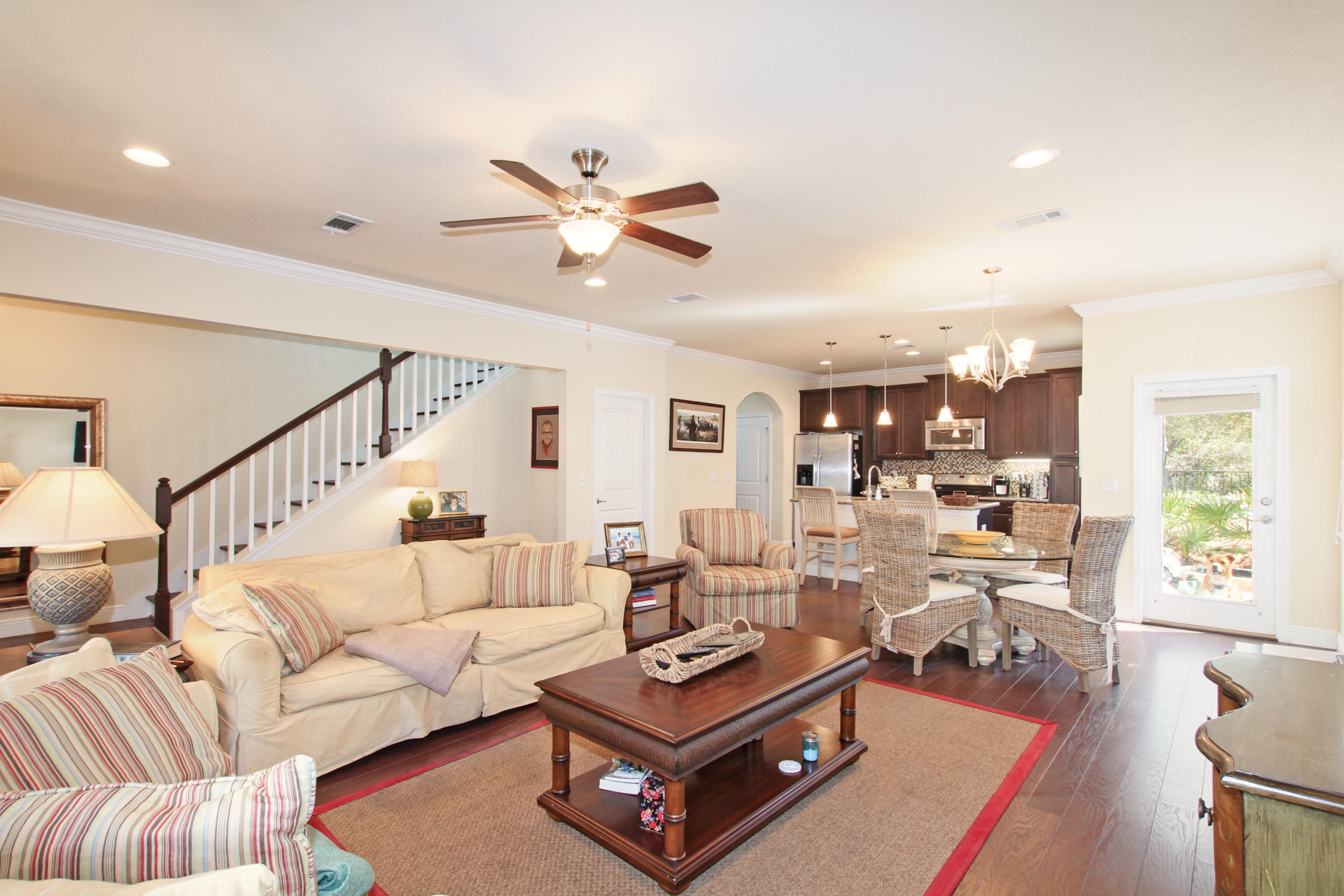 PINEWOOD PRESERVE - Residential