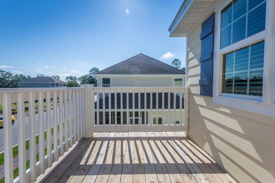 TRANQUILITY BY THE BAY - Residential