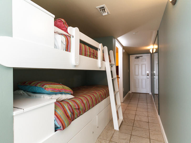 PELICAN ISLE - Residential