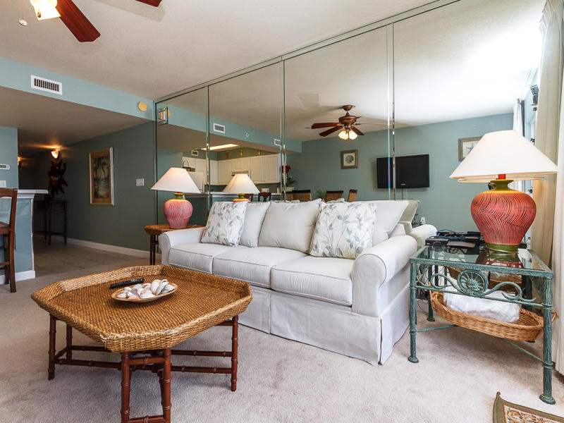 PELICAN ISLE - Residential