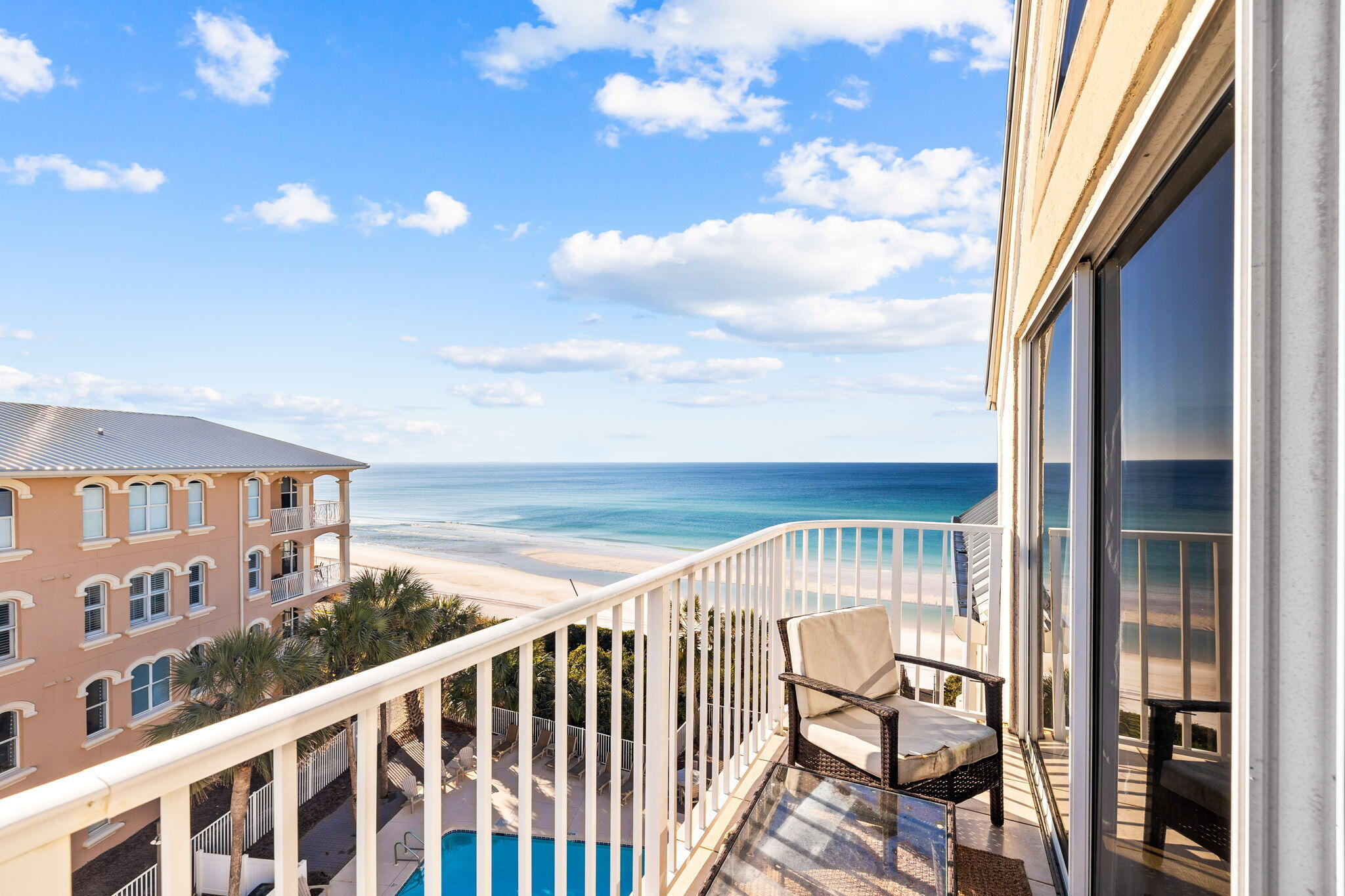 TRANQUILLITY ON THE BEACH - Residential