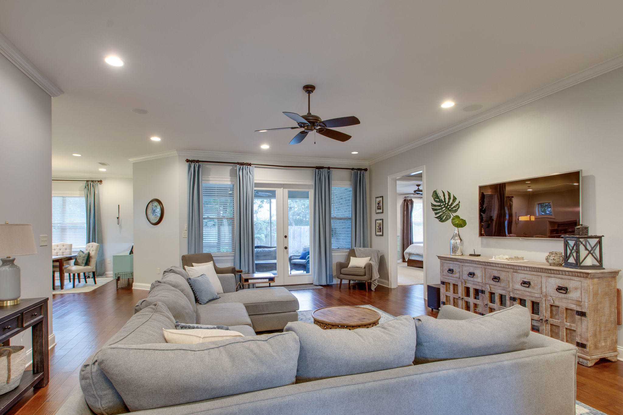 MAGNOLIA WOODS - Residential