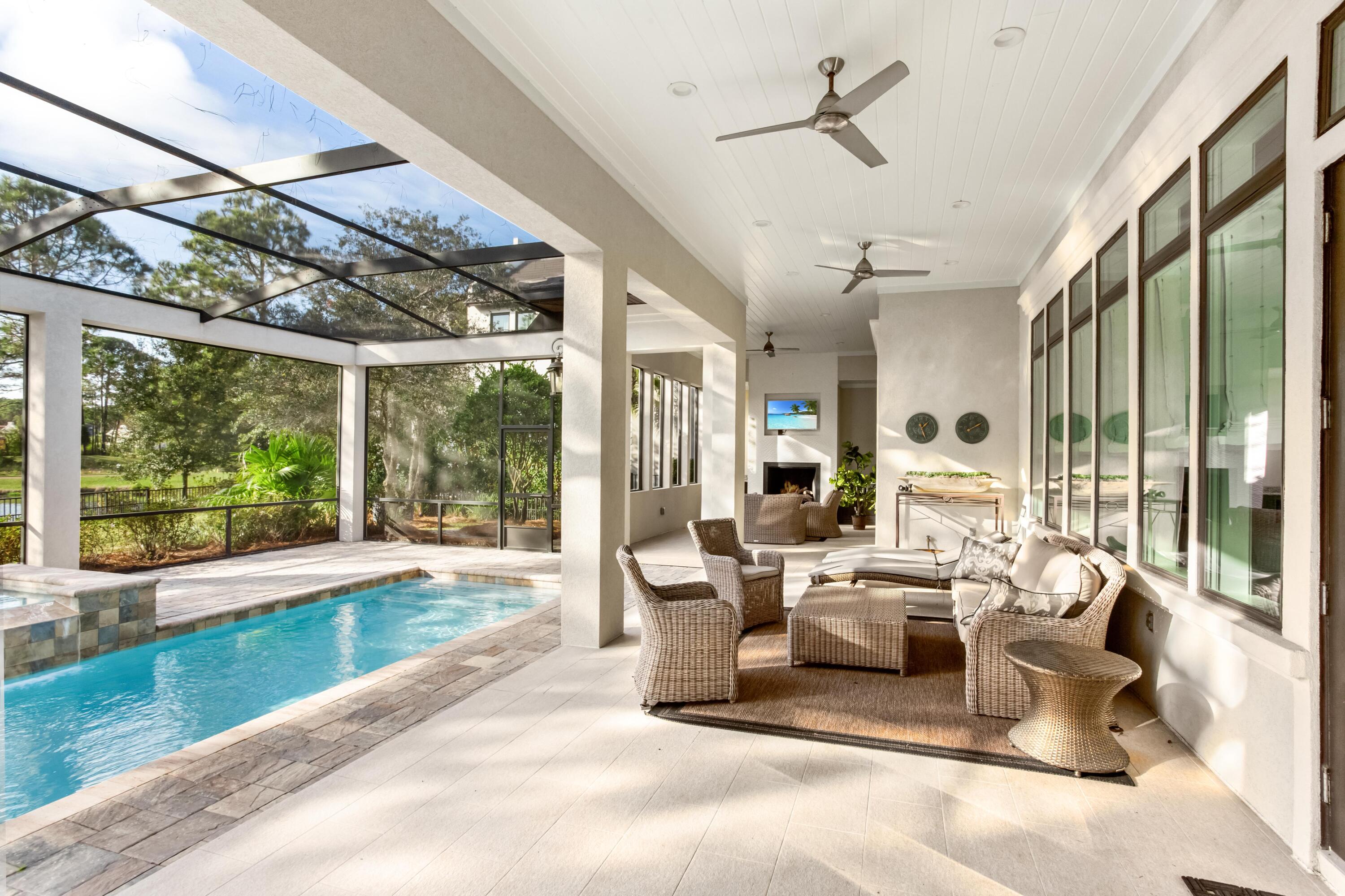 BURNT PINE - Residential