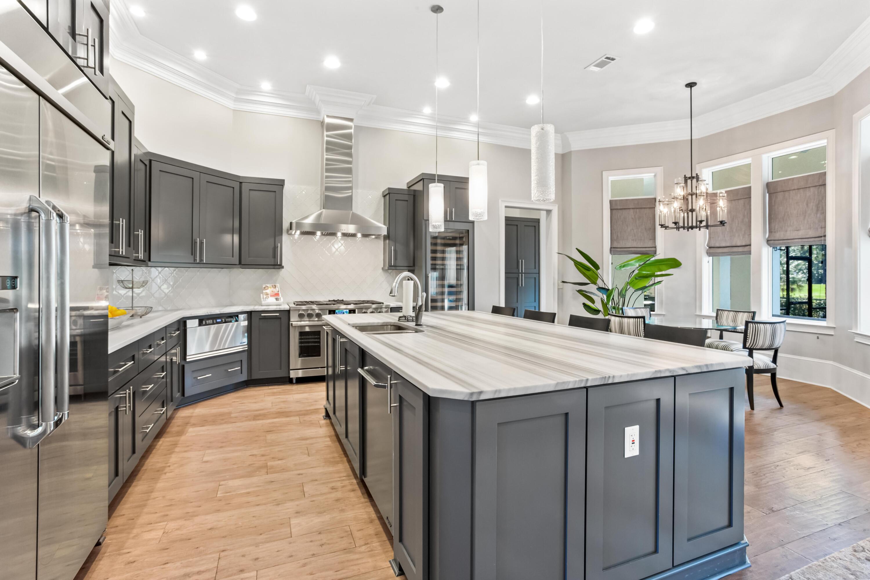 BURNT PINE - Residential