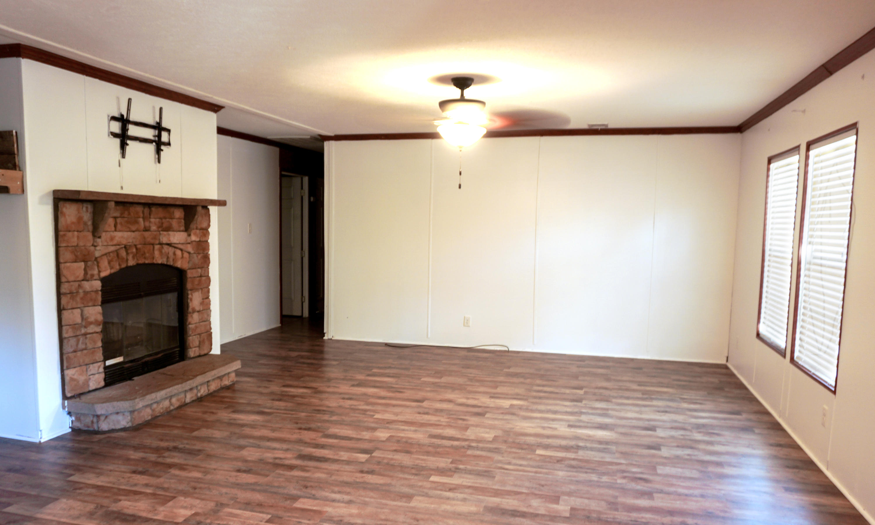 VILLA TASSO TOWN OF - Residential