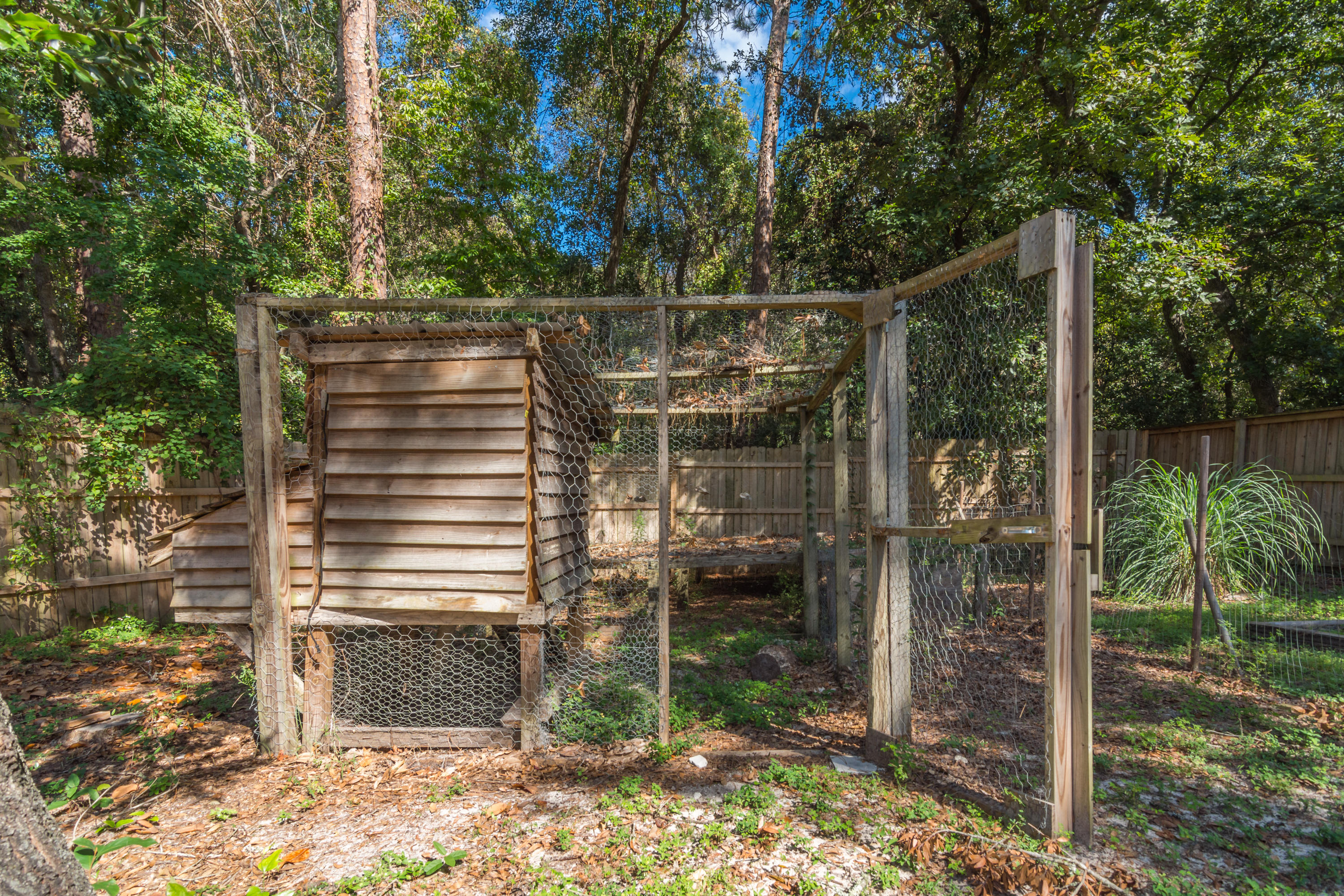 VILLA TASSO TOWN OF - Residential