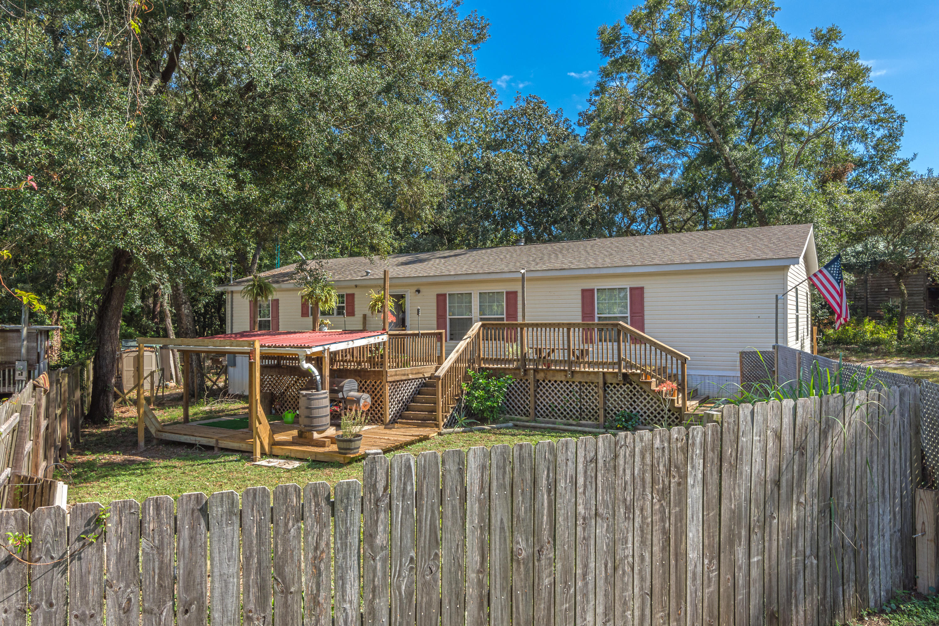 VILLA TASSO TOWN OF - Residential