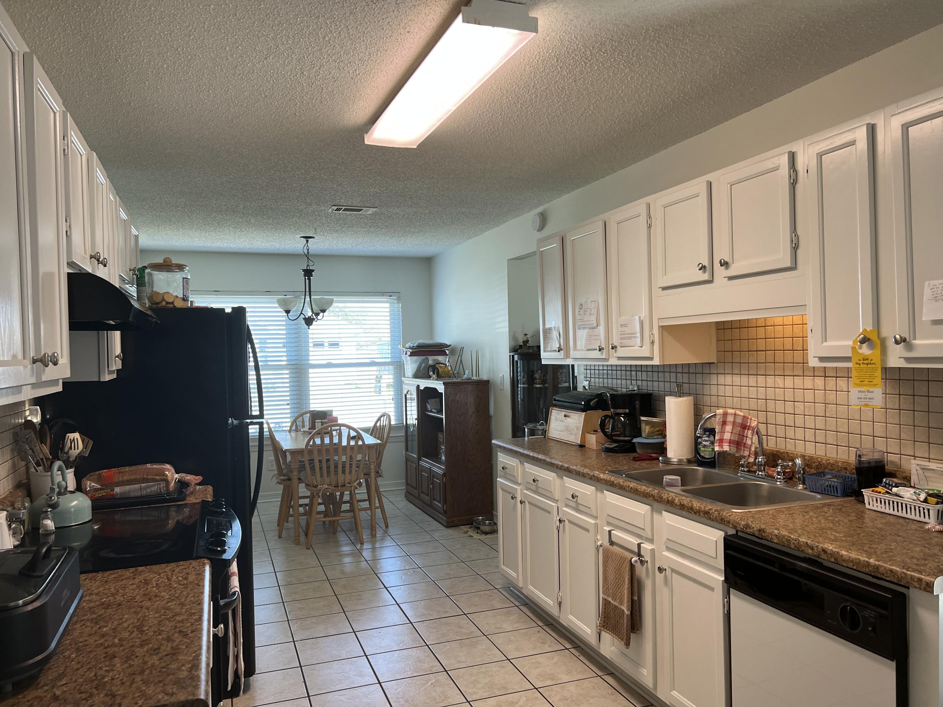 SOUTHWAY ESTATES 1ST ADDN - Residential