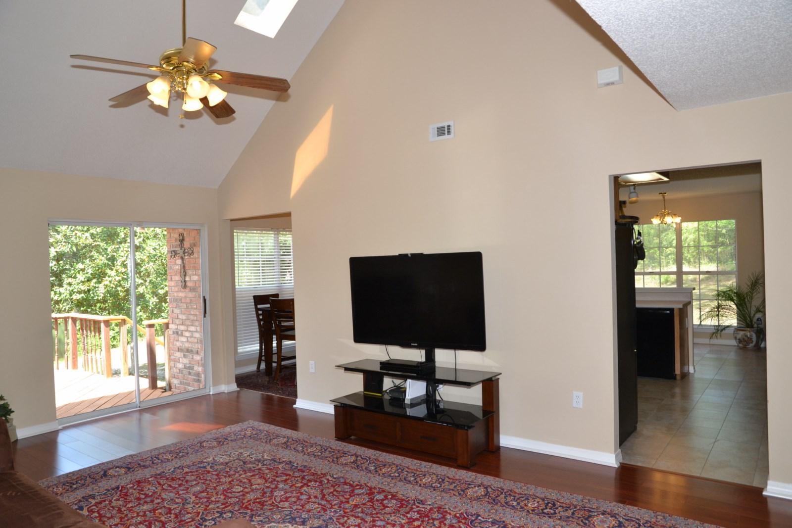 TWIN LAKES (uncrecorded) - Residential