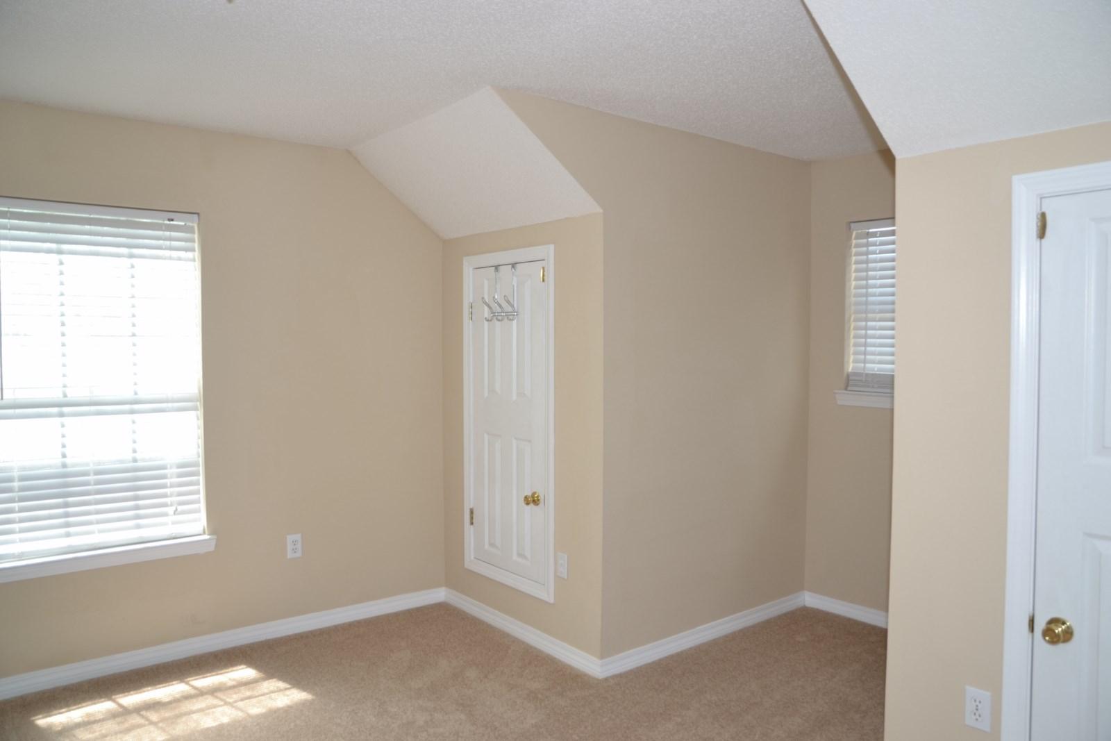 TWIN LAKES (uncrecorded) - Residential