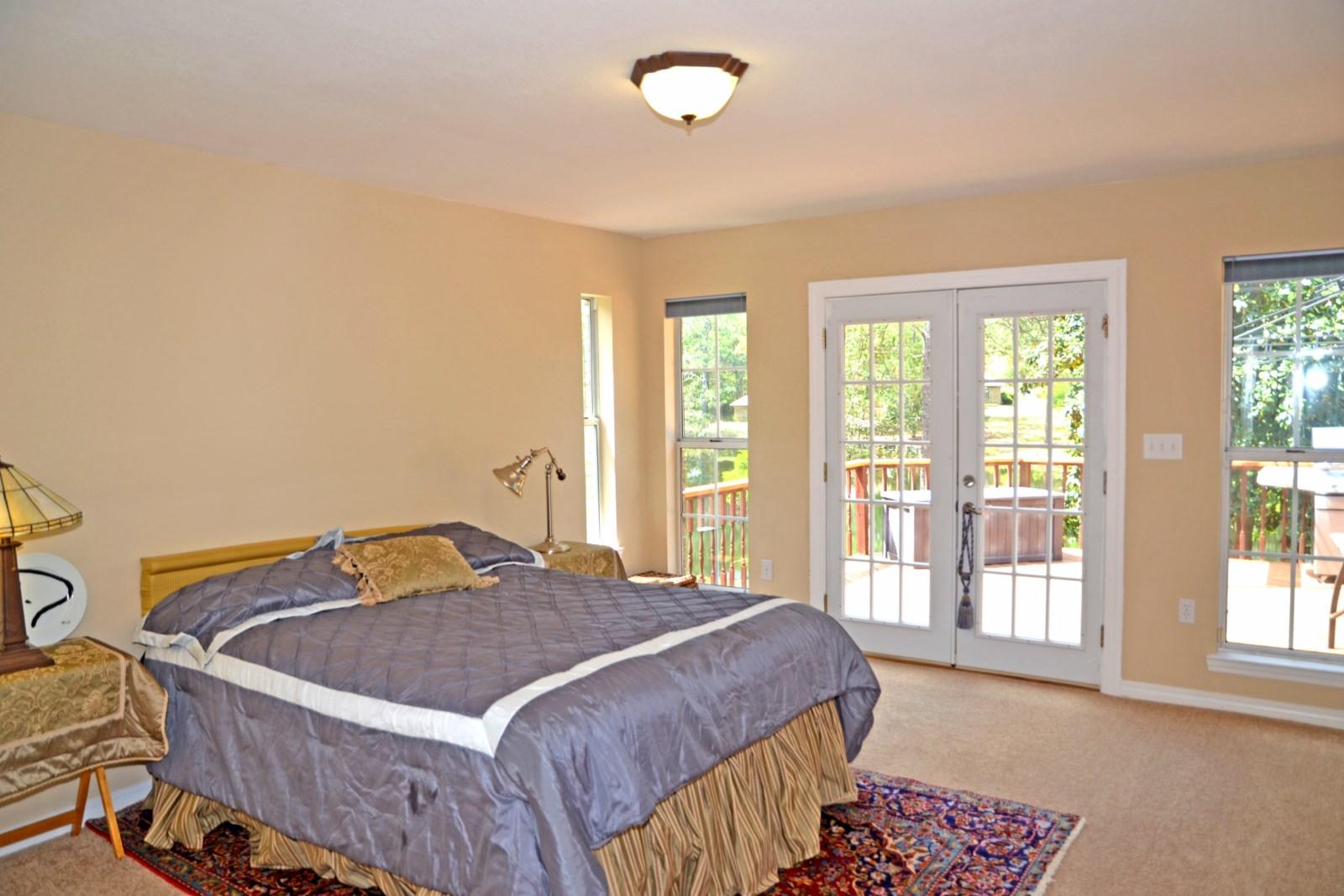 TWIN LAKES (uncrecorded) - Residential